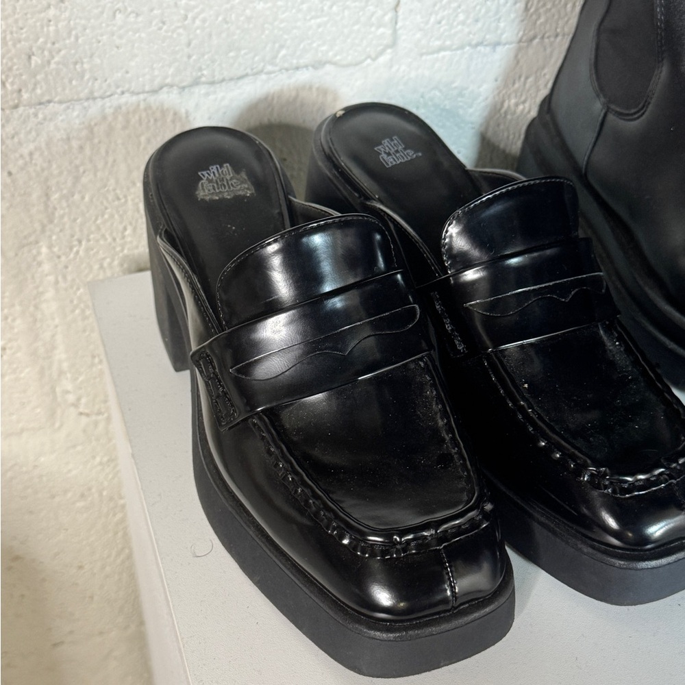 Wild Fable Black Mules